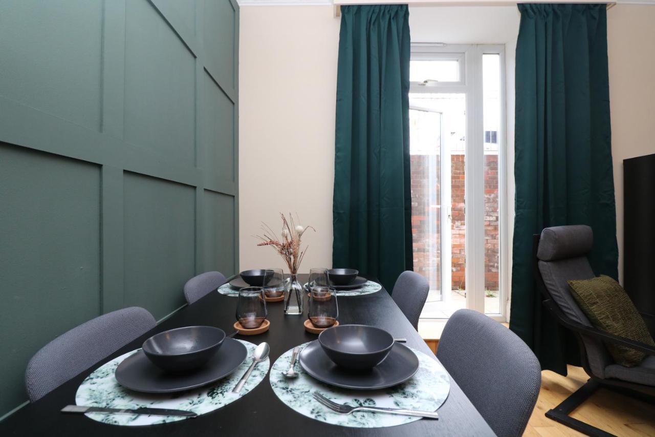 Luxury Spacious 2 Bed Apartment Free Ample Parking Sunderland  Extérieur photo